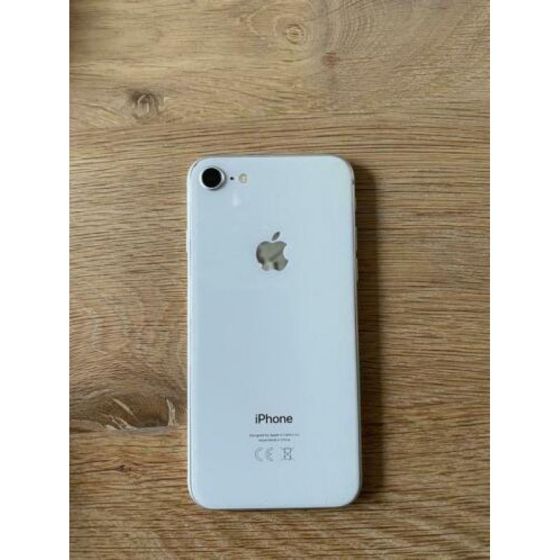 iPhone 8 64 gb wit