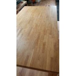 Woood teakhouten tafel 150×85 cm + 4 Woood stoelen