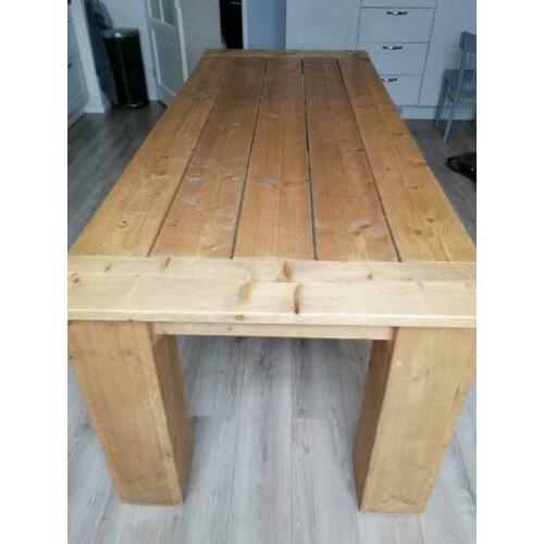 Prachtige grote tafel