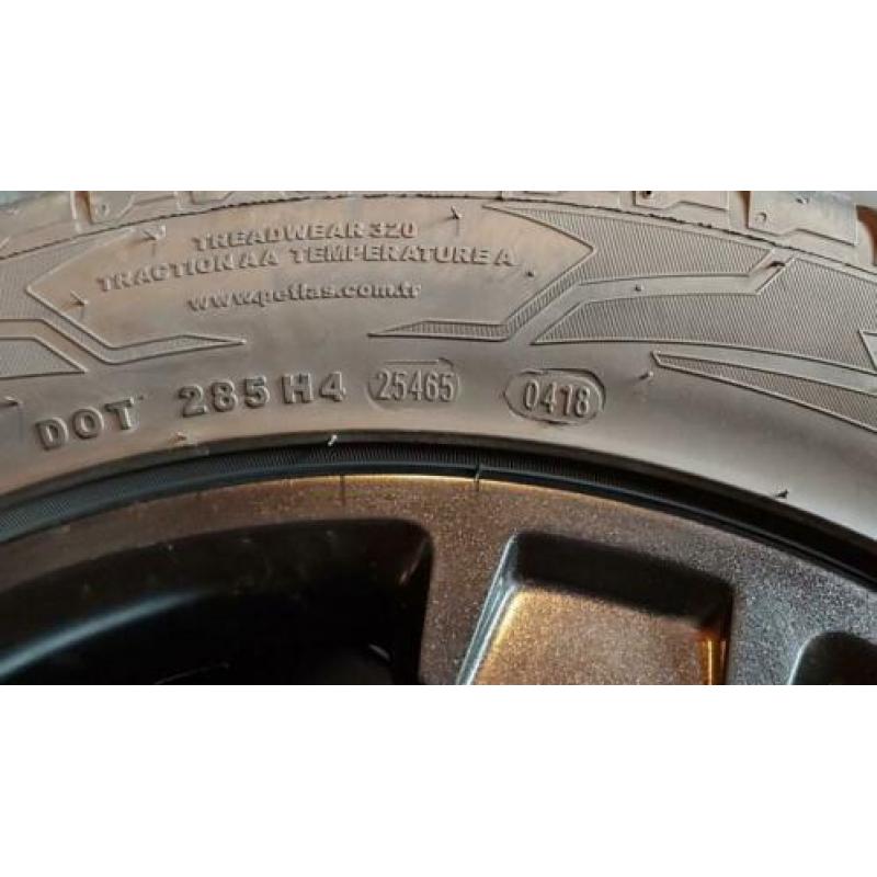 Ford ST Velgen en Banden 205 50 17 zomerbanden 5×108. 63.4