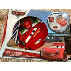 2 Cars McQueen lunch setten ( platte bord, diepe bord, mok)