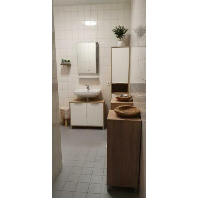 ZGAN badkamer meubelset, nul beschadigingen!
