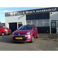 Renault Twingo 1.2 16v 75pk 2014 Paars