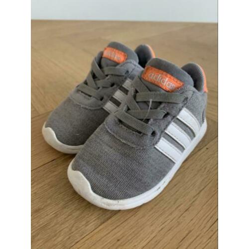 Adidas baby schoenen maat 20/21