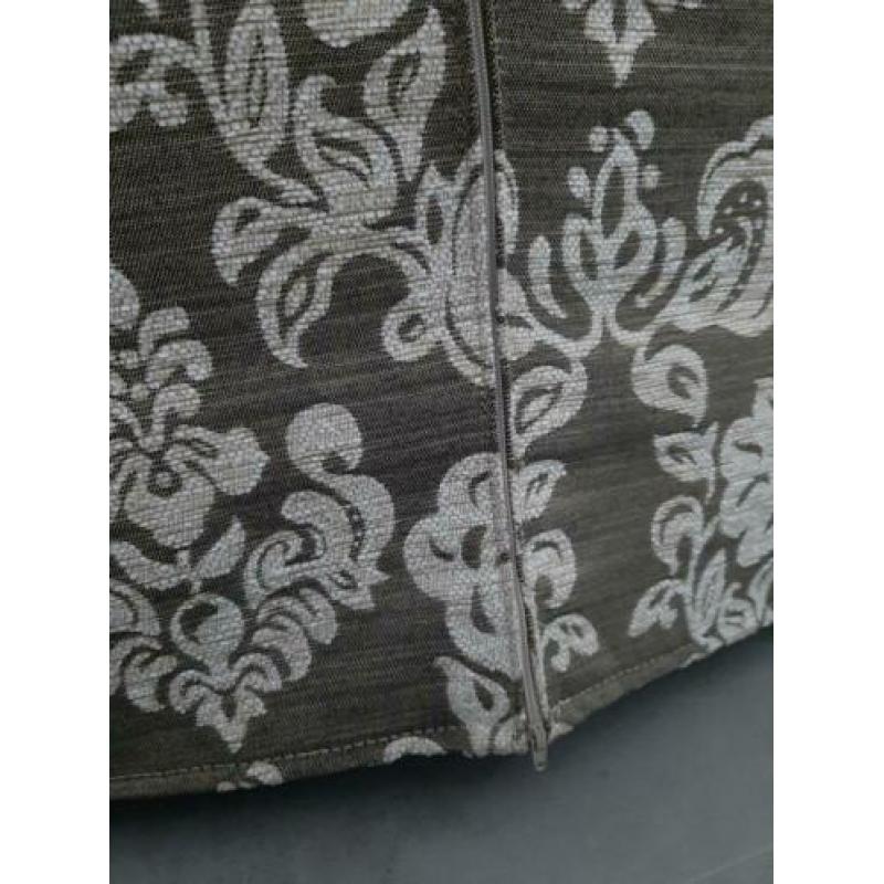 2 nette en stevig zittende fauteuils
