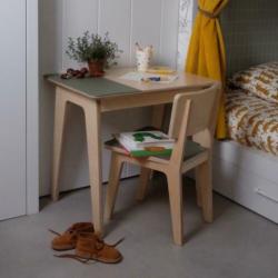 Kleuterstoel met bijpassende speeltafel | SPEELHOEK
