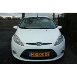 Ford Fiesta 1.6 TDCi ECOnetic Titanium CLIMA APK 02-2021