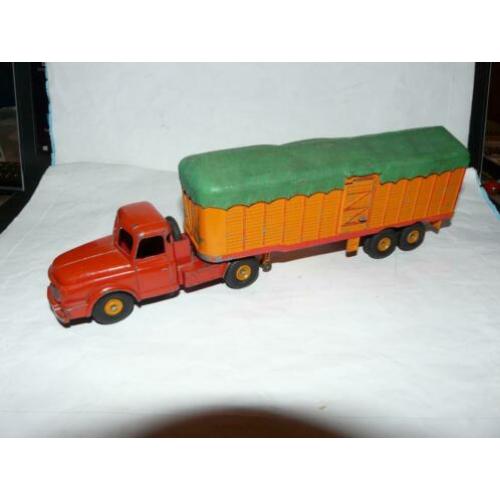 Dinky Toys - 36B - Willeme Tracteur en Semi Remorque