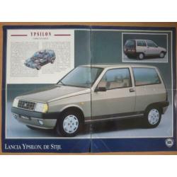 folder Lancia modellen 1989 met oa Ypsilon en Thema 8.32