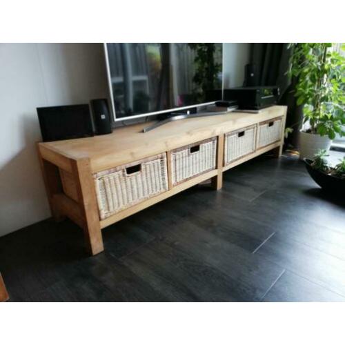 Teakhouten tv meubel met manden