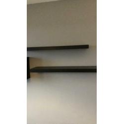 Wandkastjes 2x & wandplanken 2x
