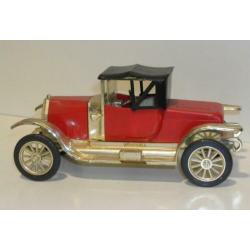 Fiat Sero hard plastic rood + goud 1913 schaal 1:25 ? 14 cm.