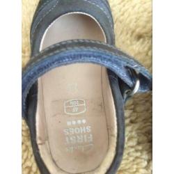 Clarks donkerblauwe baby meisjes schoentjes maat 20