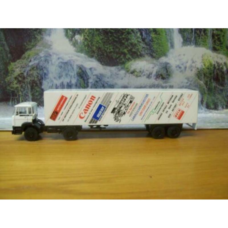 Lion Toys - Daf 1900 - diversen bedrijven