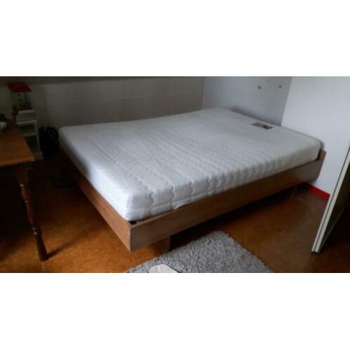 gratis af te halen bed