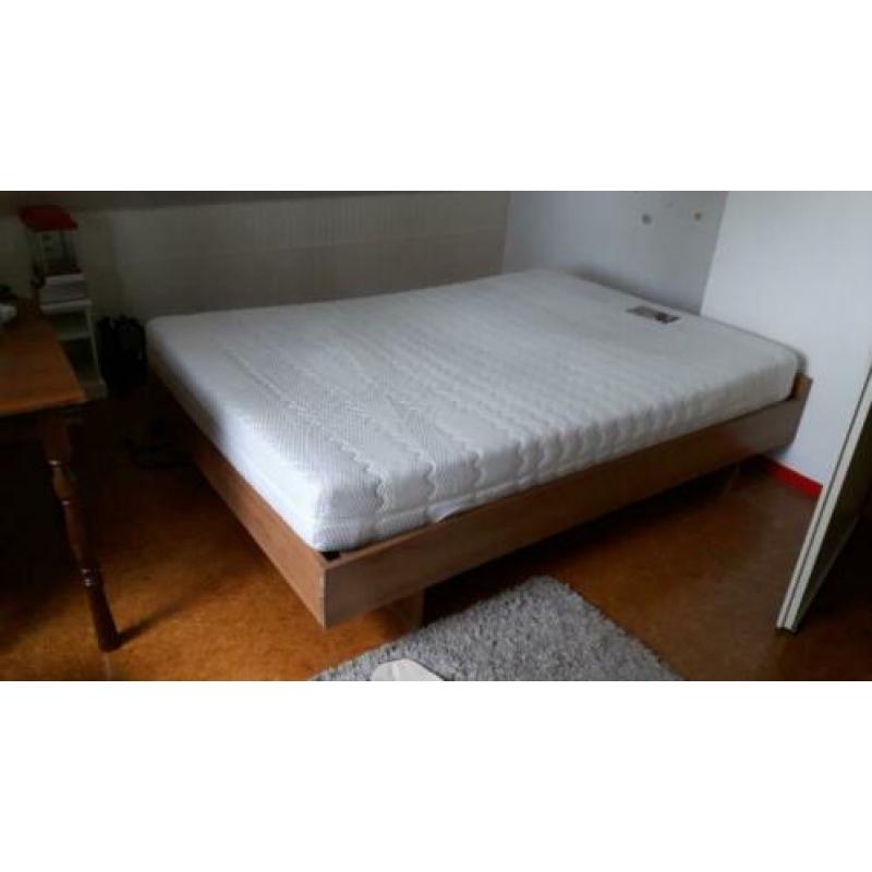 gratis af te halen bed