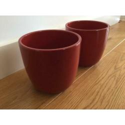 2 Rode bloempotten 14 cm hoog