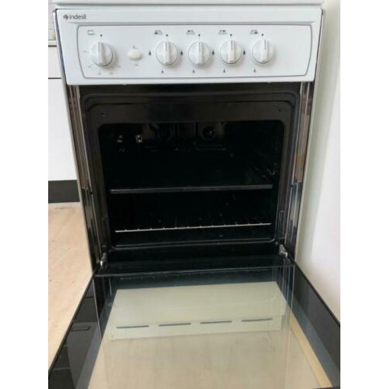 Indesit oven + gasfornuis