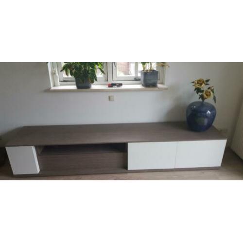 Modern Tv dressoir