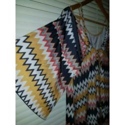 Z.G.A.N tuniek/jurk zigzag off shoulder