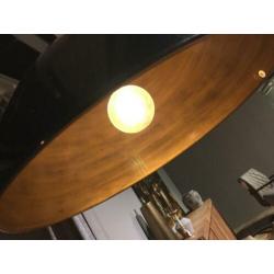 Mooie nog helemaal gave hanglamp.