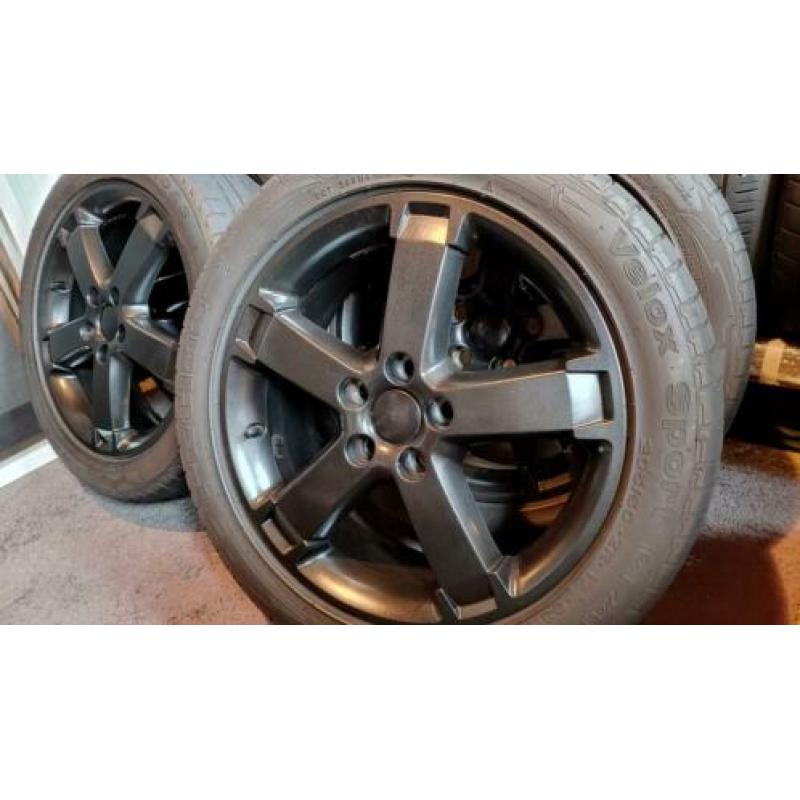 Ford ST Velgen en Banden 205 50 17 zomerbanden 5×108. 63.4