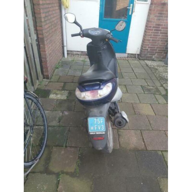 te koop peugeot viva city snor