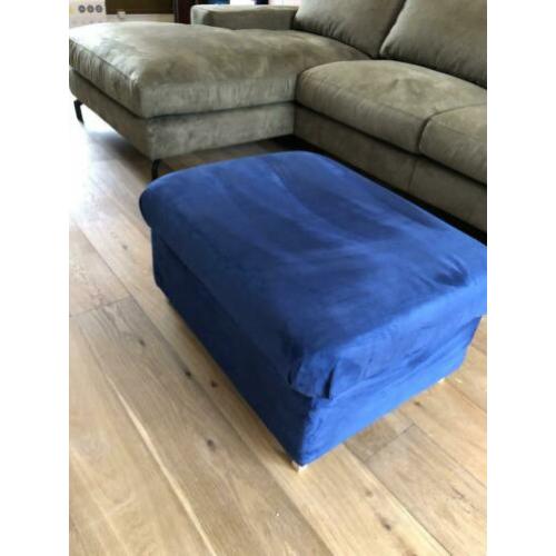 Ektorp poef bekleed met blauw suedine