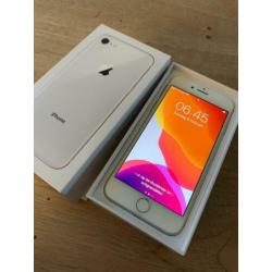 Iphone 8 64 GB wit in zeer goede staat