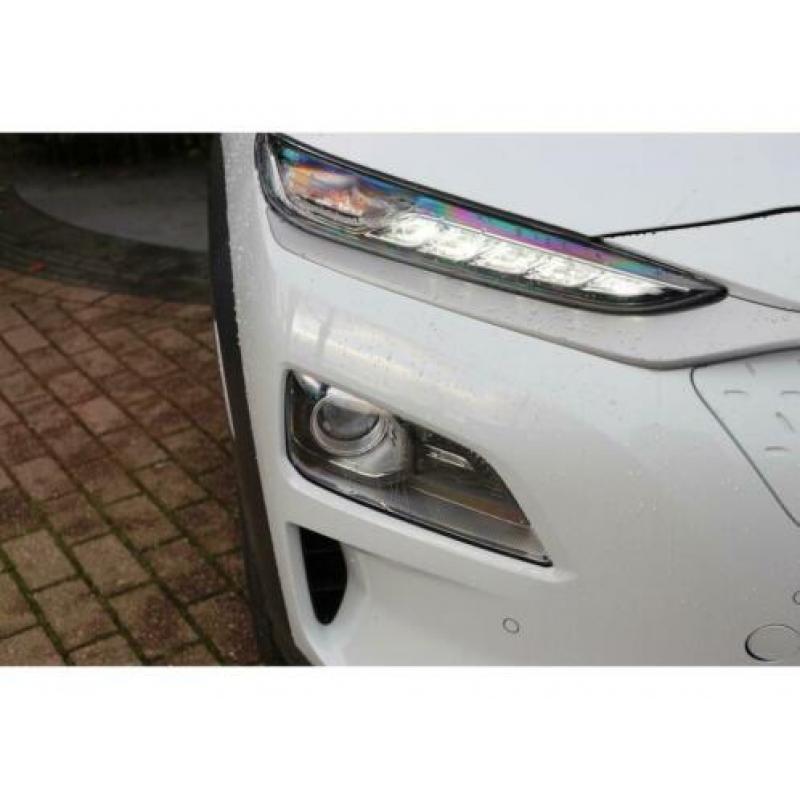 Hyundai Kona EV Premium 64 kWh 4% bijtelling! Direct leverba