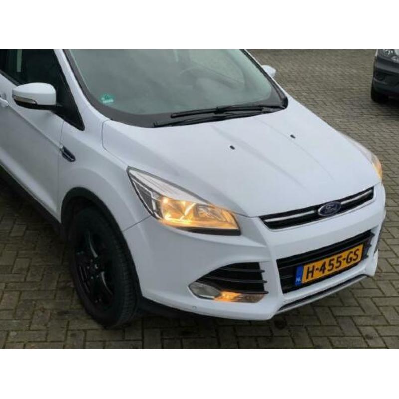 Ford Kuga 2.0 TDCI Titanium 120pk BOMVOL | Sony Navi Audio |