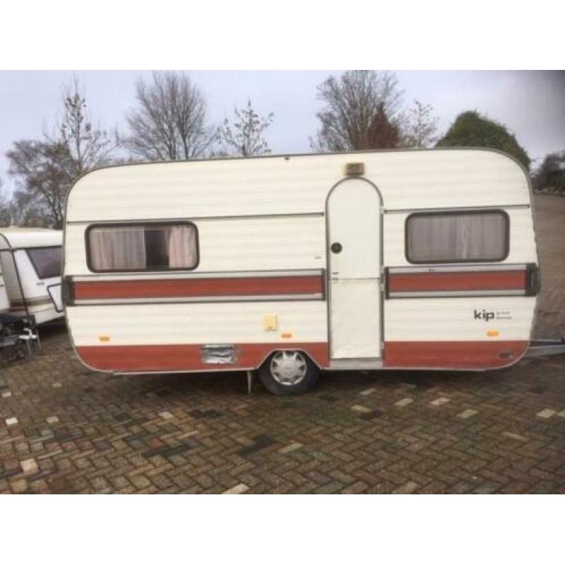 Kip De Luxe 480 leuke caravan voor weinig