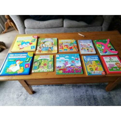 9 leuke kinder boekjes met flapjes en doorkijkjes en CD