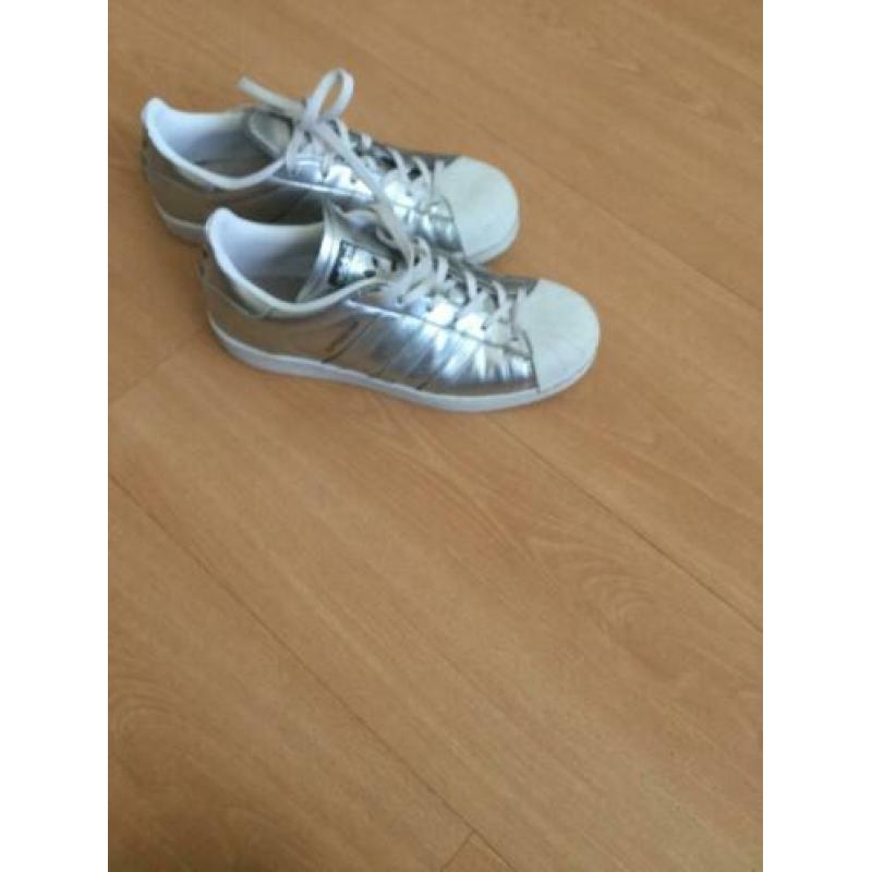 Adidas superstar dames zilver maat 40