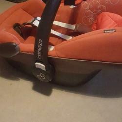 Maxi Cosi Pebble Ruby