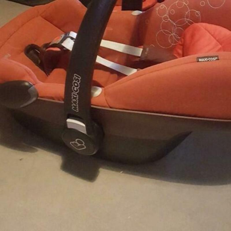 Maxi Cosi Pebble Ruby