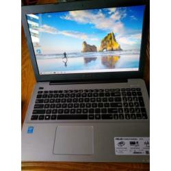 Asus X555LAB laptop Verkocht