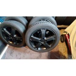 Ford ST Velgen en Banden 205 50 17 zomerbanden 5×108. 63.4