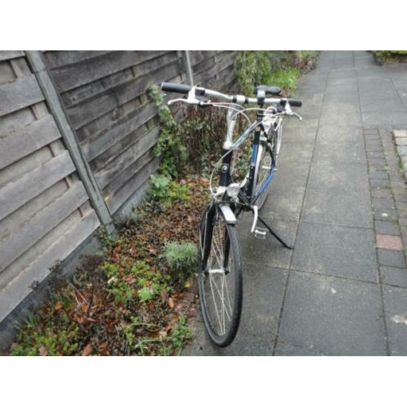 sportieve herenfiets 61 batavus soccoro kleur blauw fiets