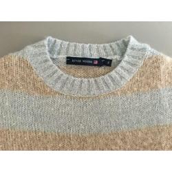 - River Woods - trui maat 6 / 116 lichtblauw beige