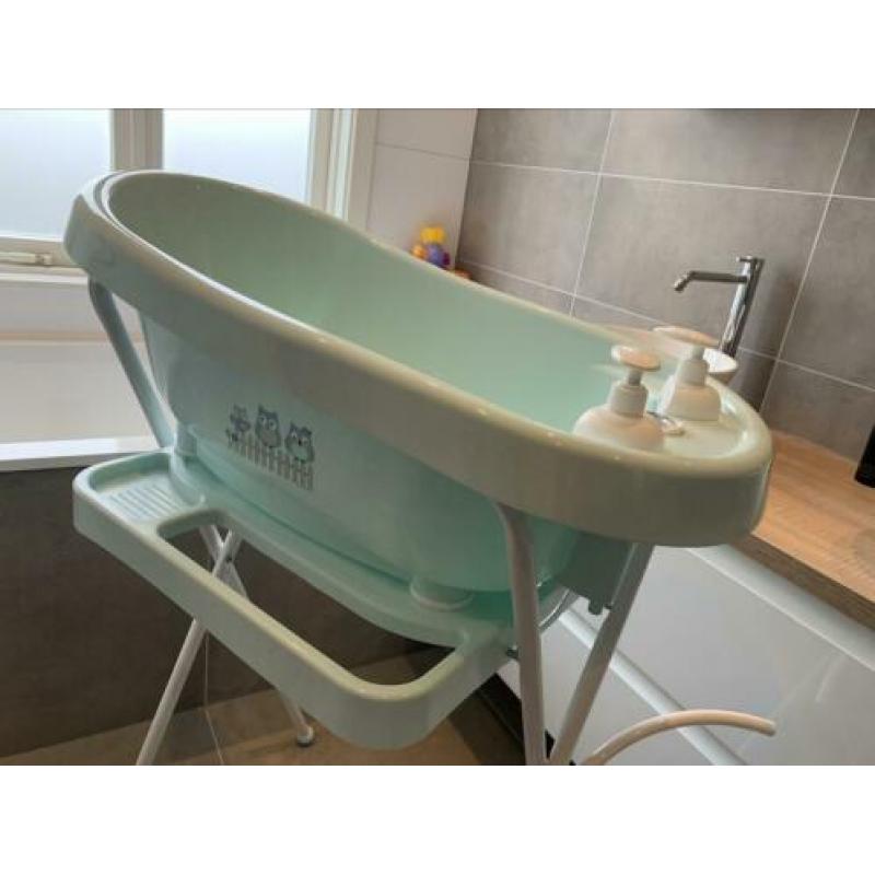 Nooit gebruikt! Bebe jou babybadje + standaard mint uiltje
