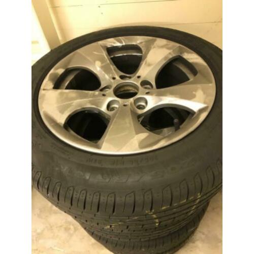 BMW LM 16 inch velgen met ZGAN zomerbanden Pirelli