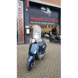 Mega-aktie riva € 1149,- rijkl megascooter rhoon zh