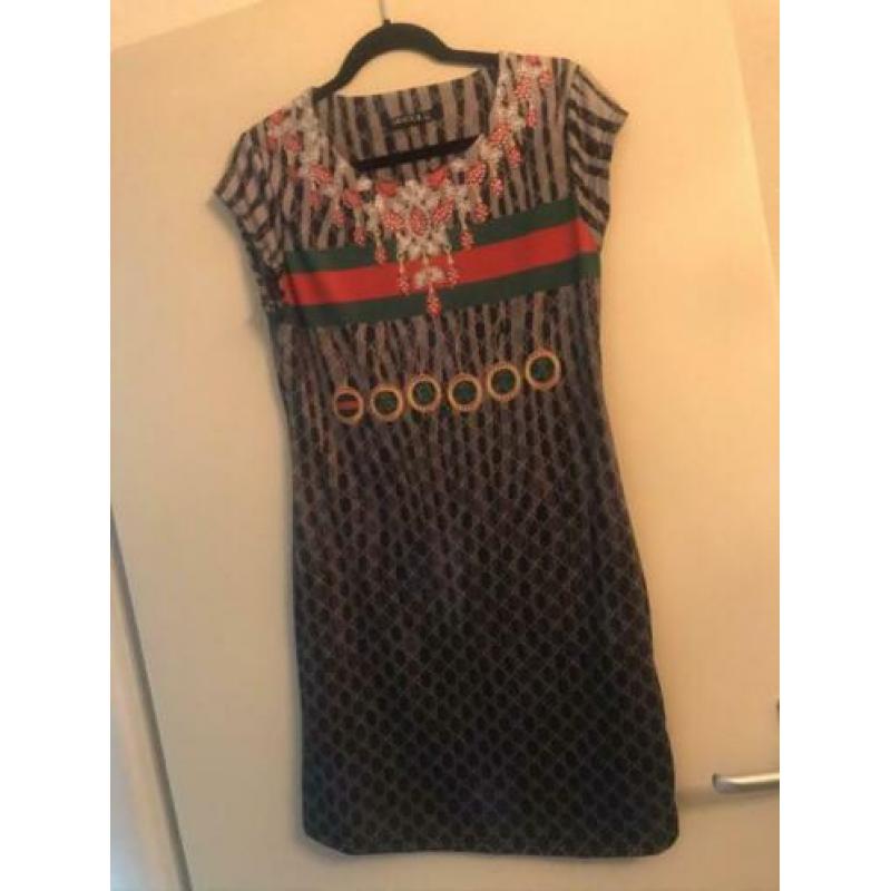 LV, Gucci, mochino jurk een maat