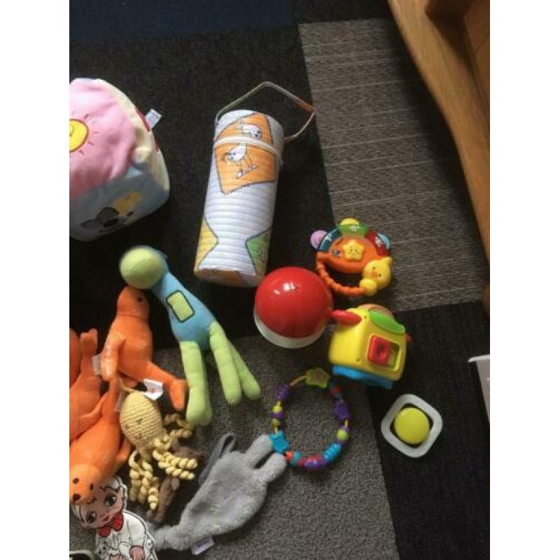 Divers babyspeelgoed