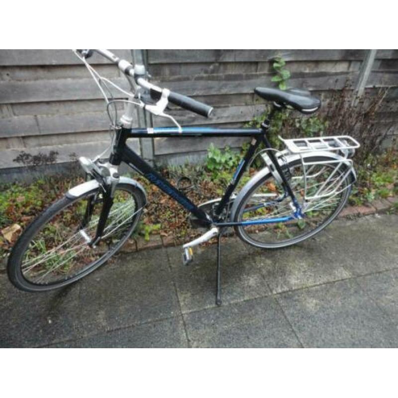 sportieve herenfiets 61 batavus soccoro kleur blauw fiets