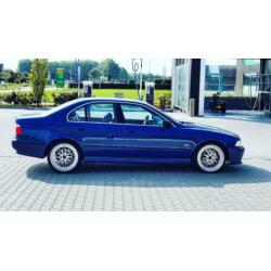 BMW 535i e39 2000 Handgeschakeld / V8 / Youngtimer