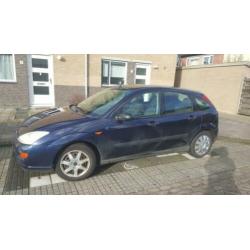 Ford Focus 1.6 I 1999 Blauw