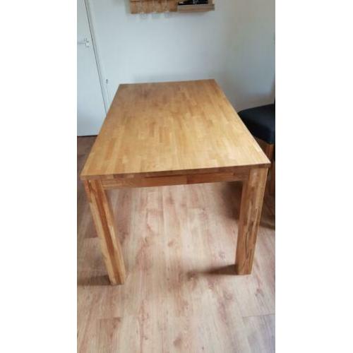 Woood teakhouten tafel 150×85 cm + 4 Woood stoelen
