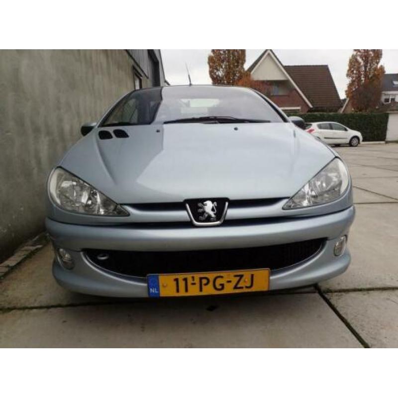 Peugeot 206 CC 1.6-16V leder, Airco, LMV